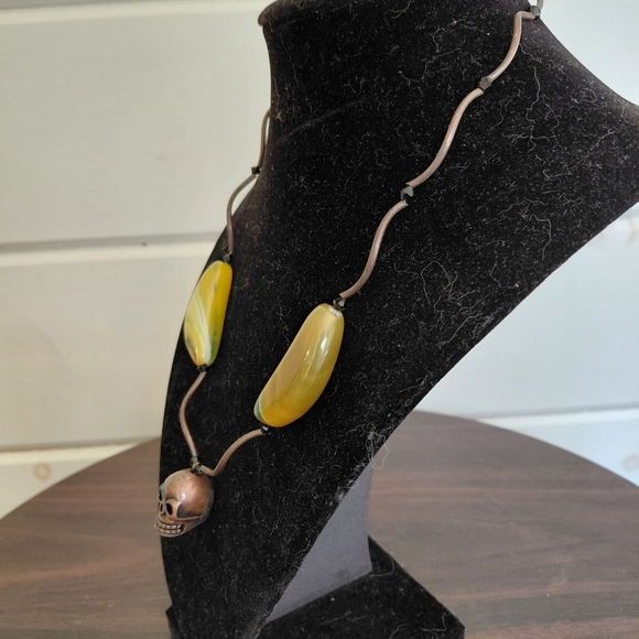 Elegant Brown and Yellow Necklace with Timeless Appeal - Picture 5 of 5
